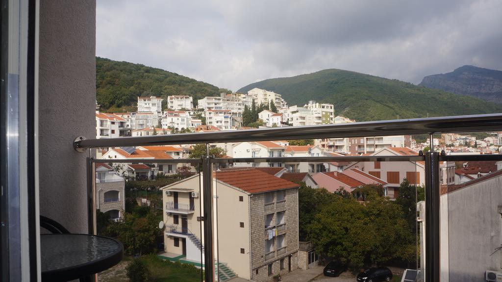 Apartments Lora Bokeljske Brigade Budva Exterior foto